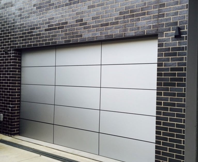 How much does it cost to install an automatic garage door?